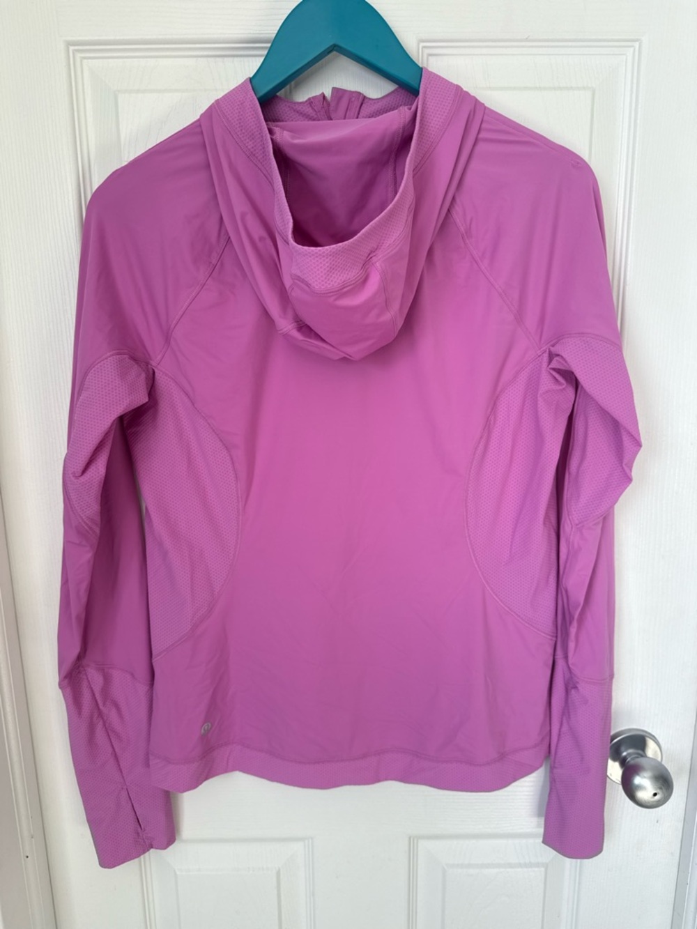 Lululemon Sleek Performance 1/2 Zip Hood | Size 6 or size 8 - Picture 3 of 8